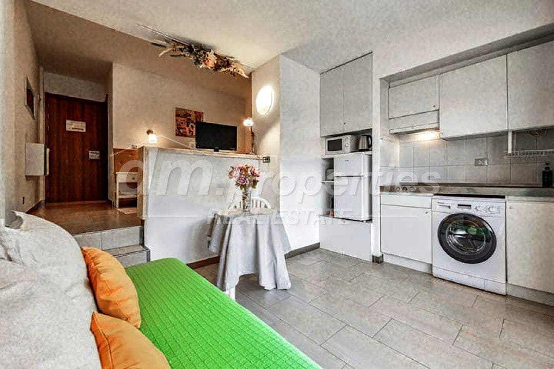 Studio te koop in Los Cristianos - € 230.000 (Ref: 9770397)