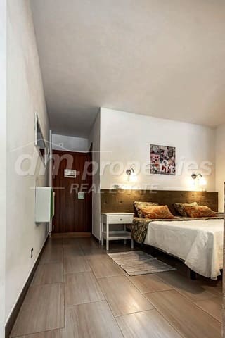 Studio te koop in Los Cristianos, Arona - € 230.000 (Ref: 9770397)