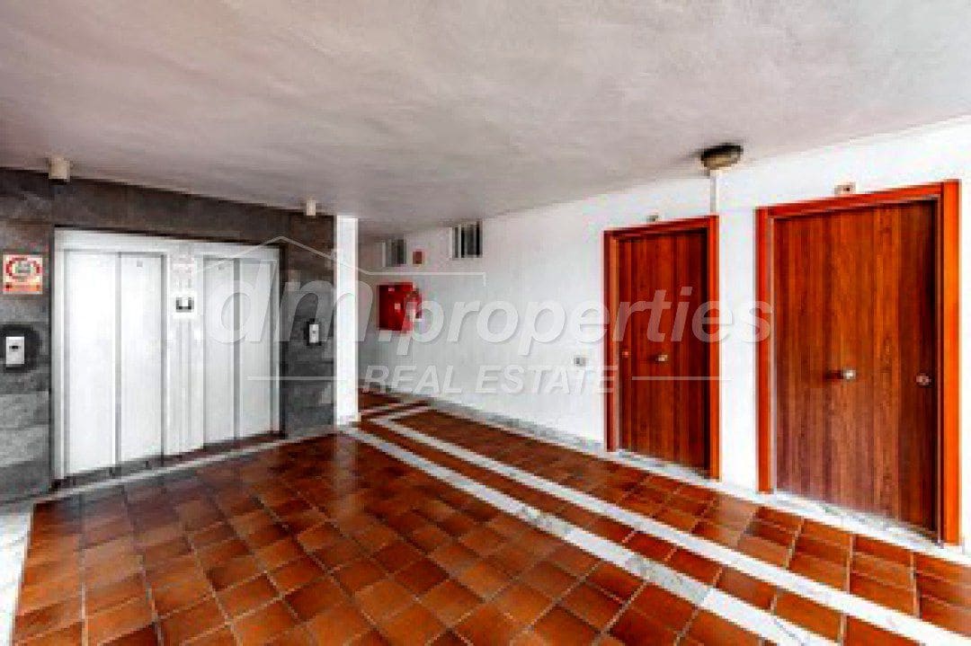 Studio te koop in Los Cristianos - € 230.000 (Ref: 9770397)