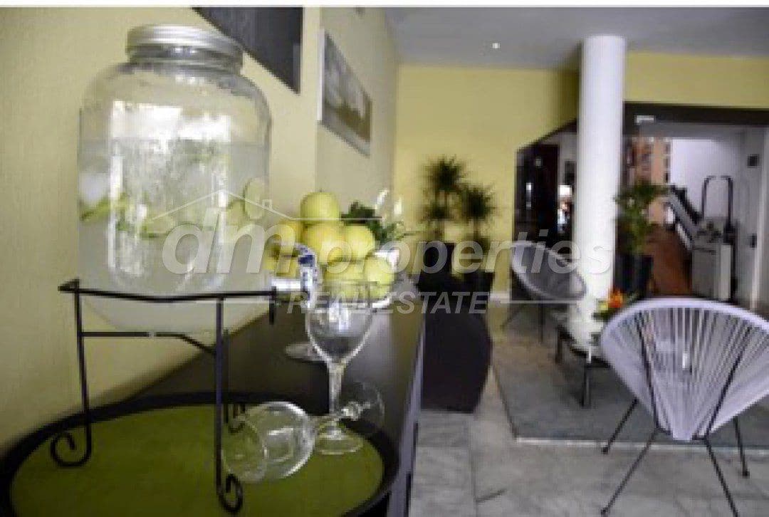 Studio te koop in Los Cristianos - € 230.000 (Ref: 9770397)