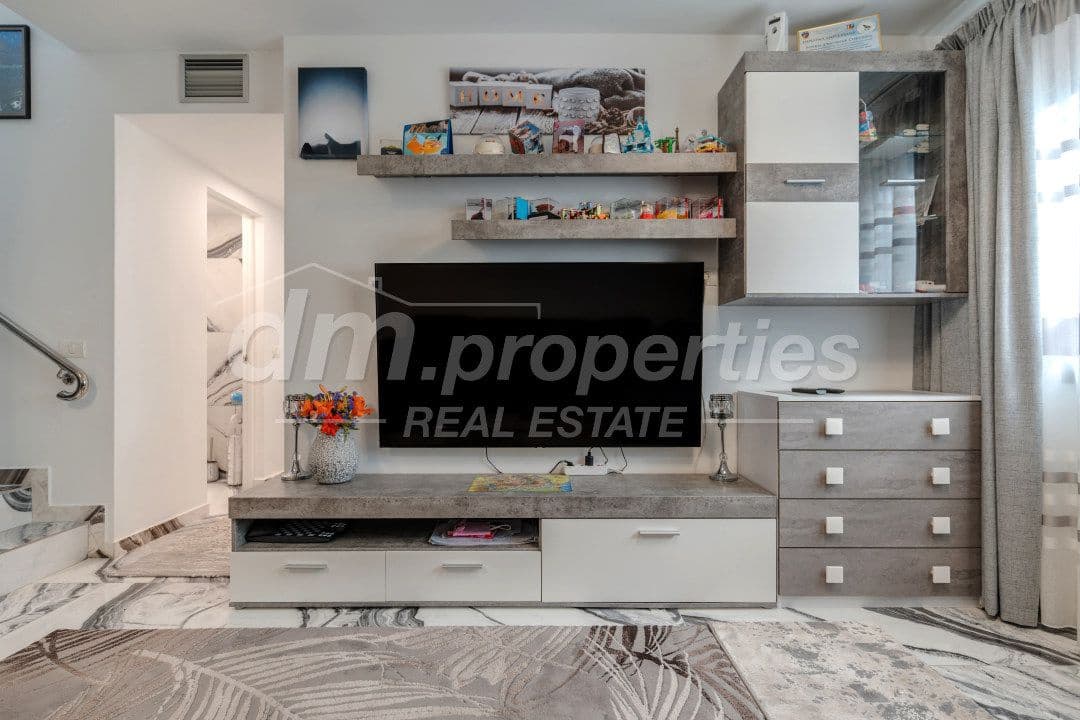 3 soverom Penthouse til salgs i Parque de la Reina med garasje - € 330 000 (Ref: 9772831)