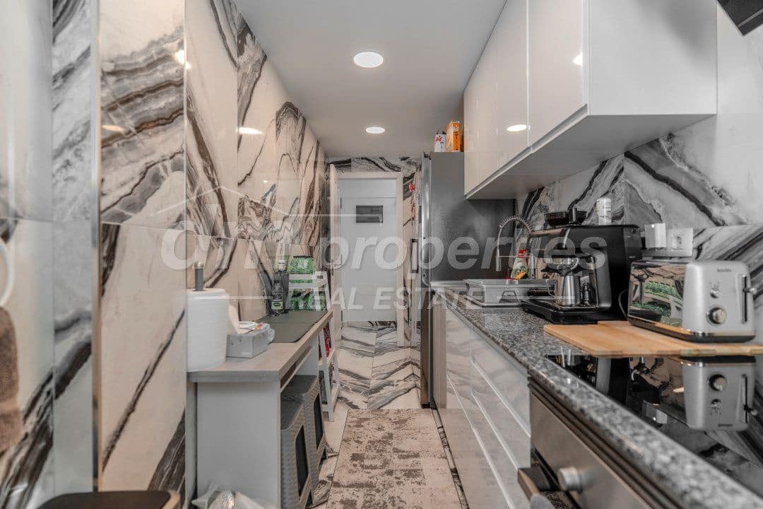 3 soverom Penthouse til salgs i Parque de la Reina med garasje - € 330 000 (Ref: 9772831)