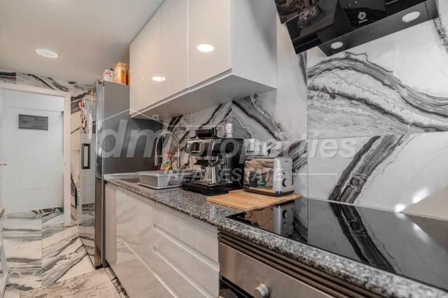 3 soverom Penthouse til salgs i Parque de la Reina, Arona med garasje - € 330 000 (Ref: 9772831)