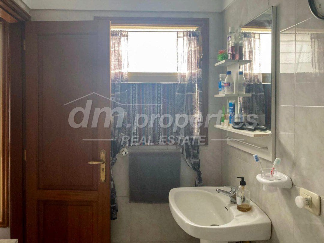 3 soverom Leilighet til salgs i Las Rosas (Las Galletas) med garasje - € 238 000 (Ref: 9772832)