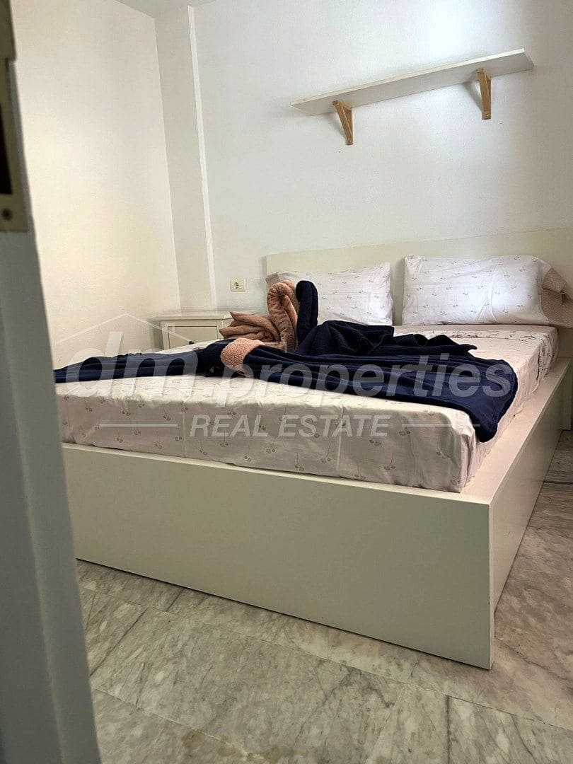 Leilighet til salgs i Los Cristianos - € 290 000 (Ref: 9772833)