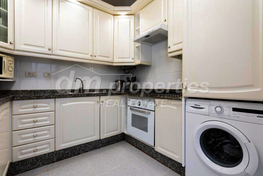 4 bedroom Apartment for sale in Los Cristianos - € 740,000 (Ref: 9790842)