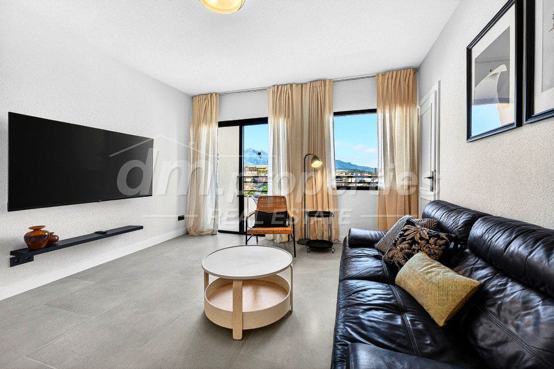 1 bedroom Apartment for sale in Adeje - € 319,000 (Ref: 9796889)