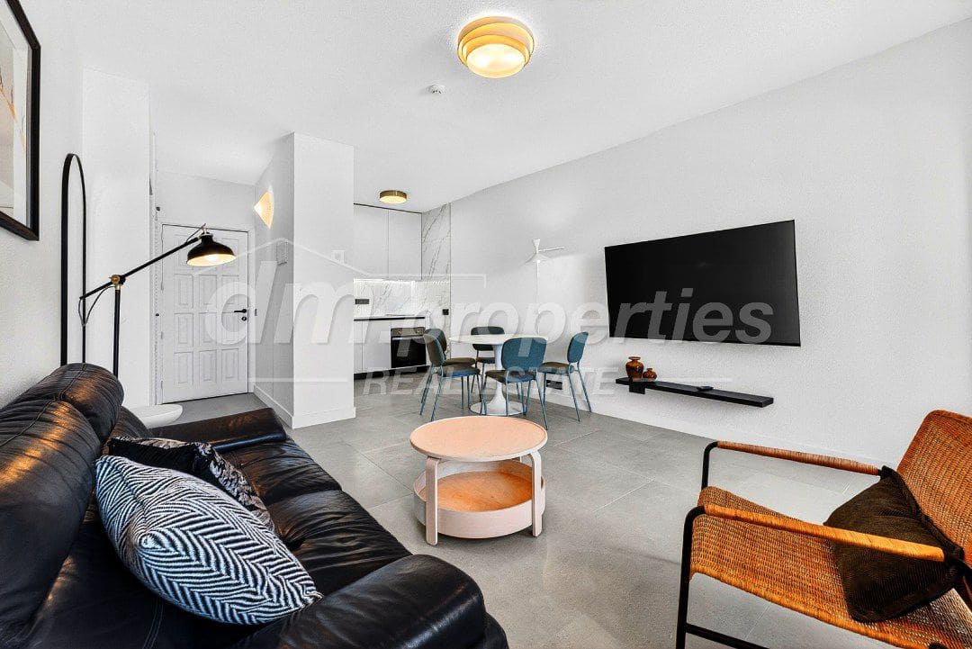 1 bedroom Apartment for sale in Adeje - € 319,000 (Ref: 9796889)