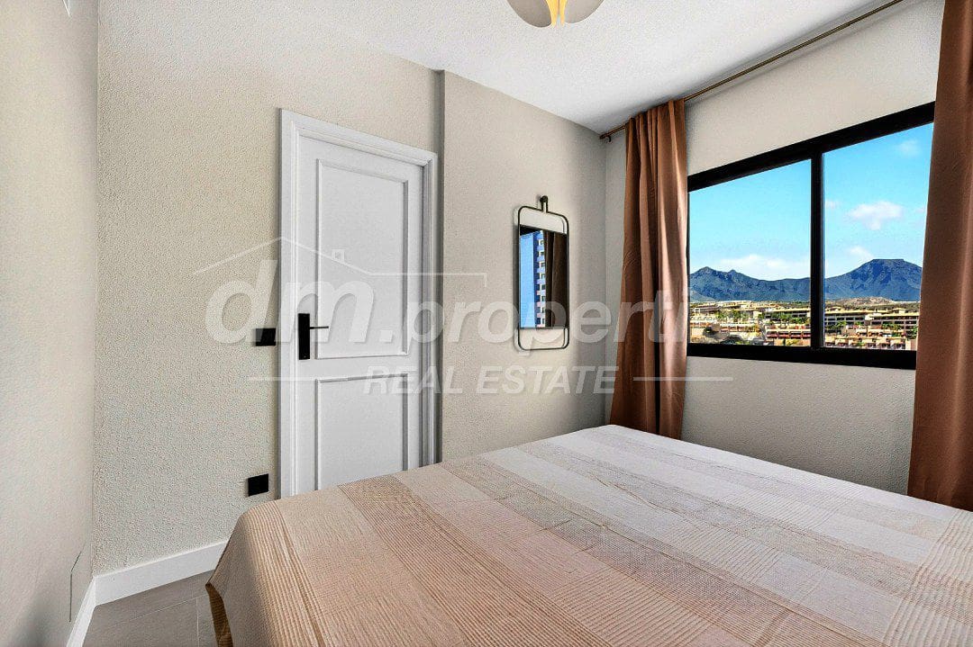 1 bedroom Apartment for sale in Adeje - € 319,000 (Ref: 9796889)
