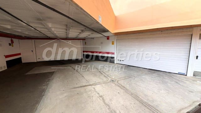 Garage til salg i Los Cristianos, Arona - € 24.500 (Ref: 9806291)