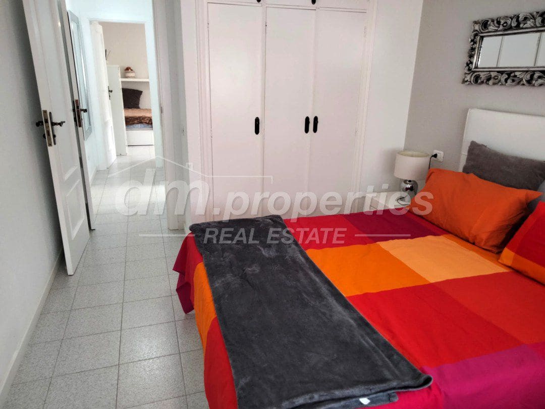 2 sovrum Lägenhet till salu i Los Cristianos med garage - 390 000 € (Ref: 9811402)