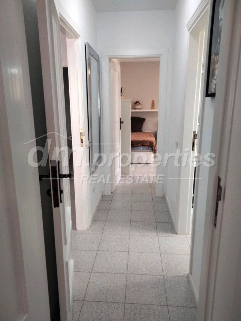 2 sovrum Lägenhet till salu i Los Cristianos med garage - 390 000 € (Ref: 9811402)
