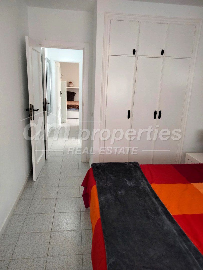 2 sovrum Lägenhet till salu i Los Cristianos med garage - 390 000 € (Ref: 9811402)