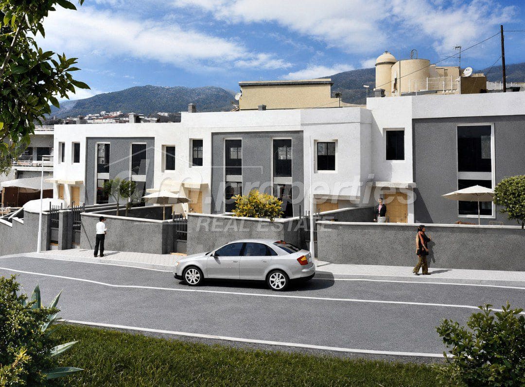 Building Plot for sale in El Rosario - € 504,000 (Ref: 9822423)