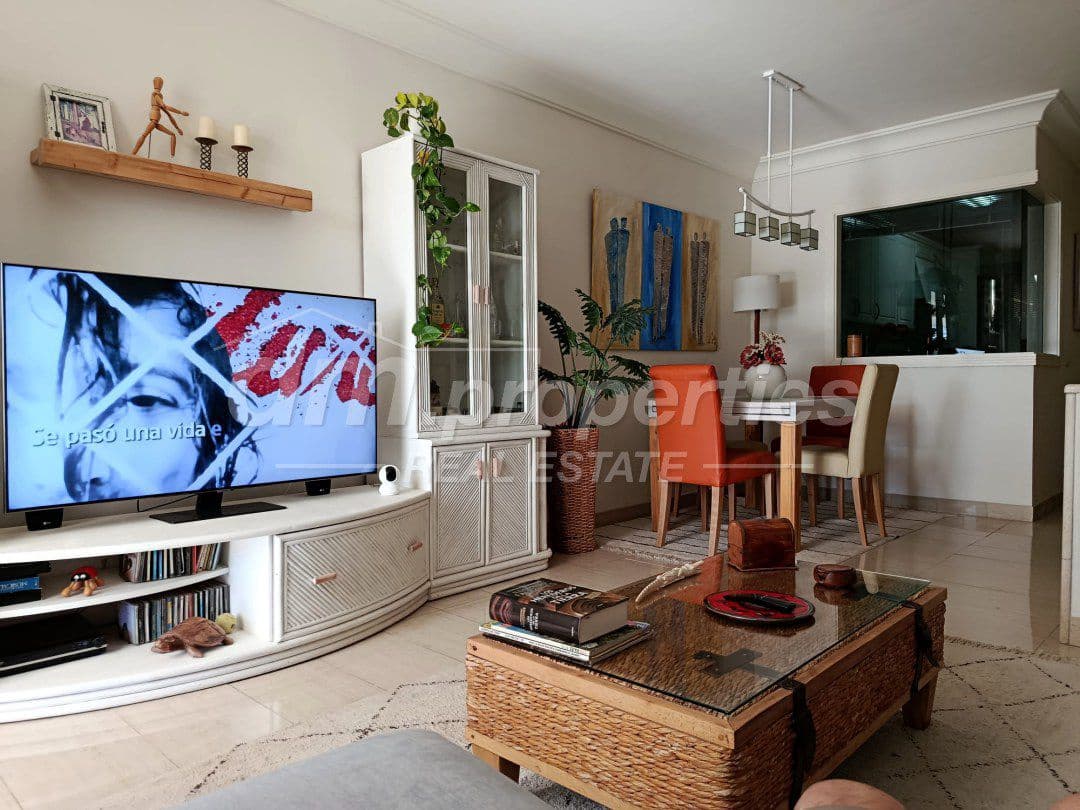2 bedroom Townhouse for sale in Chayofa with garage - € 465,000 (Ref: 9824759)