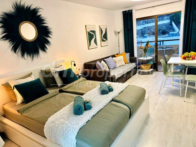 Studio for sale in Los Cristianos, Arona - € 249,000 (Ref: 9836189)