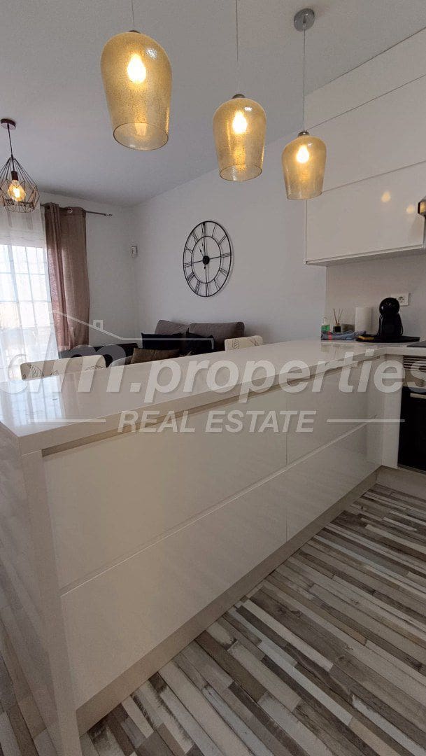 1 bedroom Apartment for sale in Chayofa with garage - € 298,000 (Ref: 9859669)