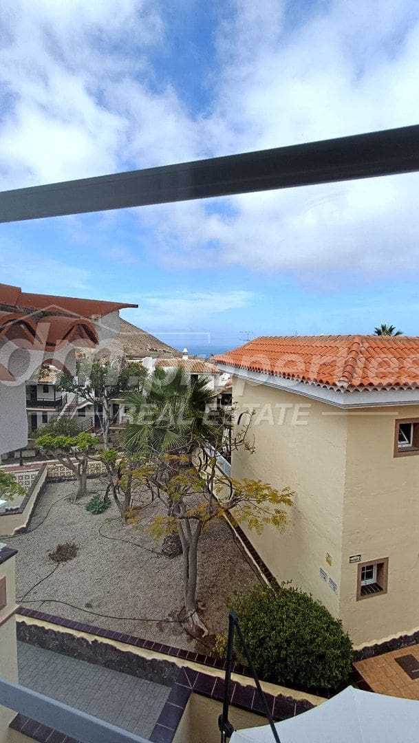 1 bedroom Apartment for sale in Chayofa with garage - € 298,000 (Ref: 9859669)