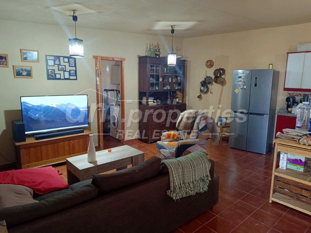 3 bedroom Townhouse for sale in Arico - € 342,000 (Ref: 9861698)