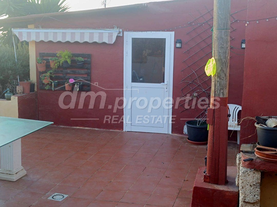 3 bedroom Townhouse for sale in Arico - € 342,000 (Ref: 9861698)