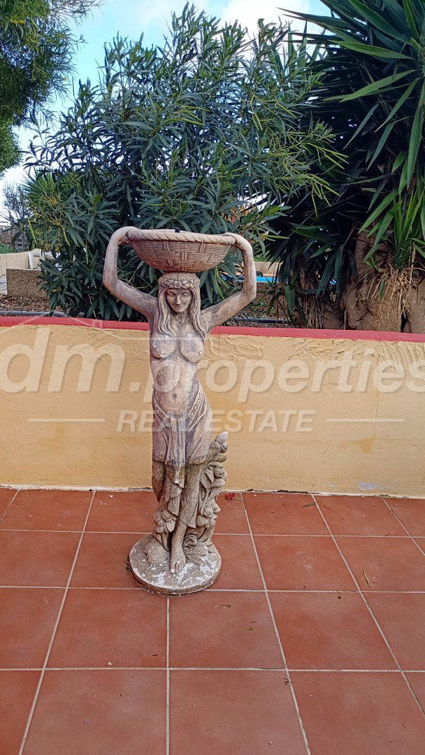 3 bedroom Townhouse for sale in Arico - € 342,000 (Ref: 9861698)