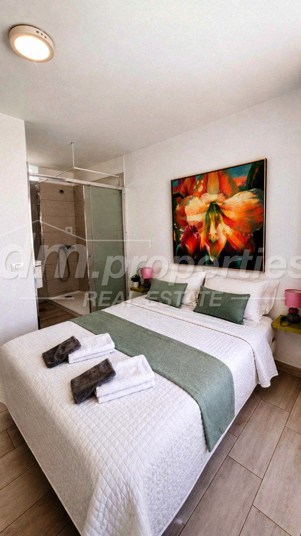 1 soveværelse Bungalow til salg i Playa de las Americas - € 250.000 (Ref: 9866777)