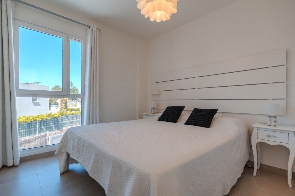 3 sovrum Villa till salu i Playa Paraiso - 1 075 000 € (Ref: 9884324)