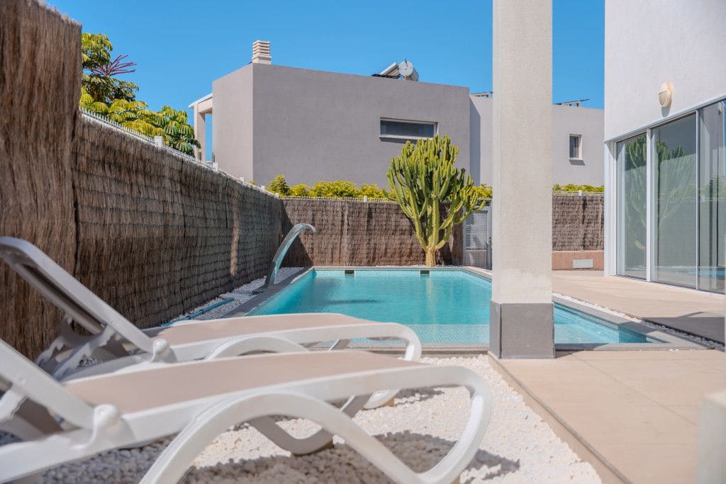 3 sovrum Villa till salu i Playa Paraiso - 1 075 000 € (Ref: 9884324)