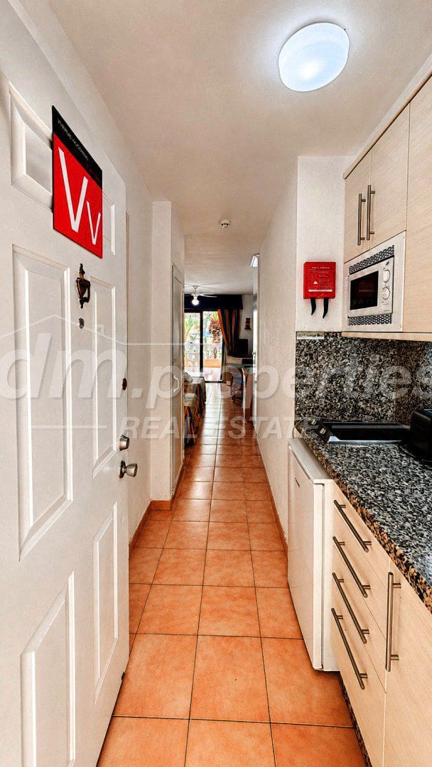 Lägenhet till salu i Los Cristianos - 249 000 € (Ref: 9899265)