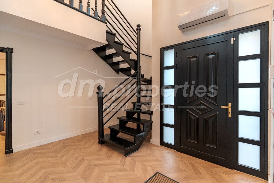 5 quarto Moradia para venda em Chayofa com garagem - 1 250 000 € (Ref: 9939582)