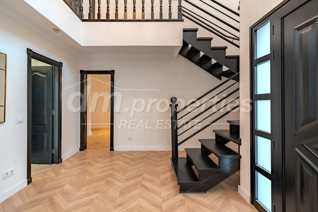 5 quarto Moradia para venda em Chayofa com garagem - 1 250 000 € (Ref: 9939582)