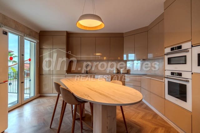 5 sovrum Villa till salu i Chayofa, Arona med garage - 1 250 000 € (Ref: 9939582)