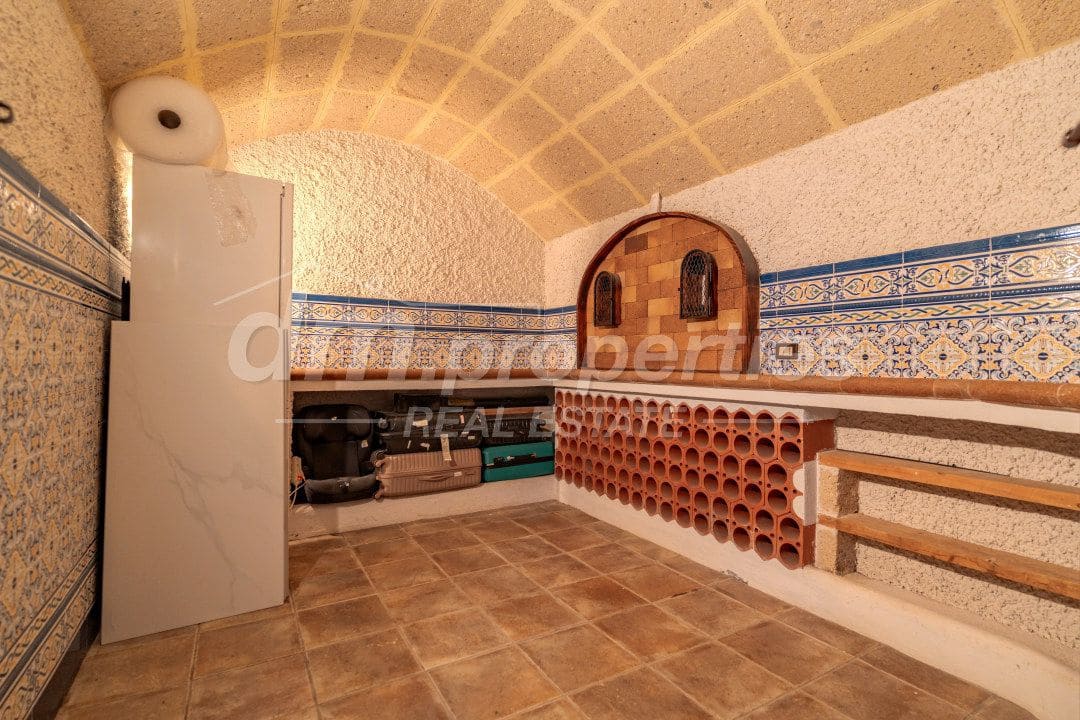 5 quarto Moradia para venda em Chayofa com garagem - 1 250 000 € (Ref: 9939582)