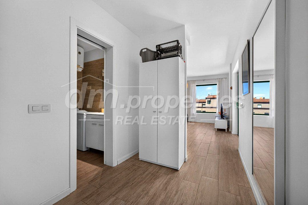 2 bedroom Apartment for sale in Costa del Silencio - € 245,000 (Ref: 9939584)