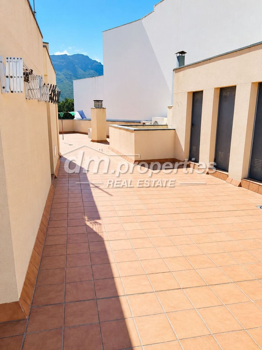 2 bedroom Apartment for sale in Arona with garage - € 180,000 (Ref: 9974982)