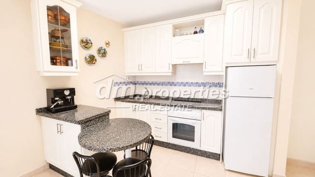 2 soverom Leilighet til salgs i Puerto Santiago, Santiago del Teide med garasje - € 220 000 (Ref: 9974983)