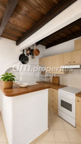 5 soveværelse Byhus til salg i Nazaret, Teguise - € 885.000 (Ref: 9976906)