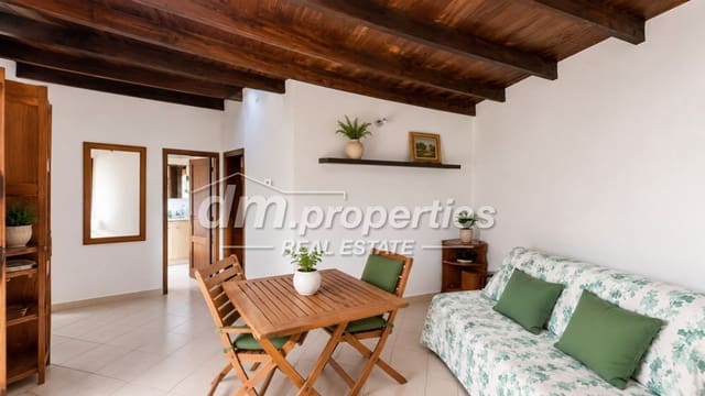 5 soveværelse Byhus til salg i Nazaret, Teguise - € 885.000 (Ref: 9976906)