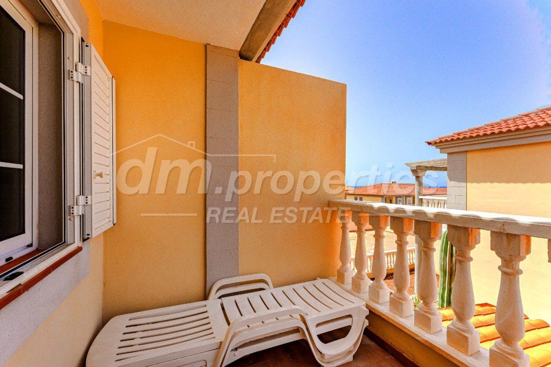 3 sovrum Radhus till salu i El Medano - 420 000 € (Ref: 9986522)