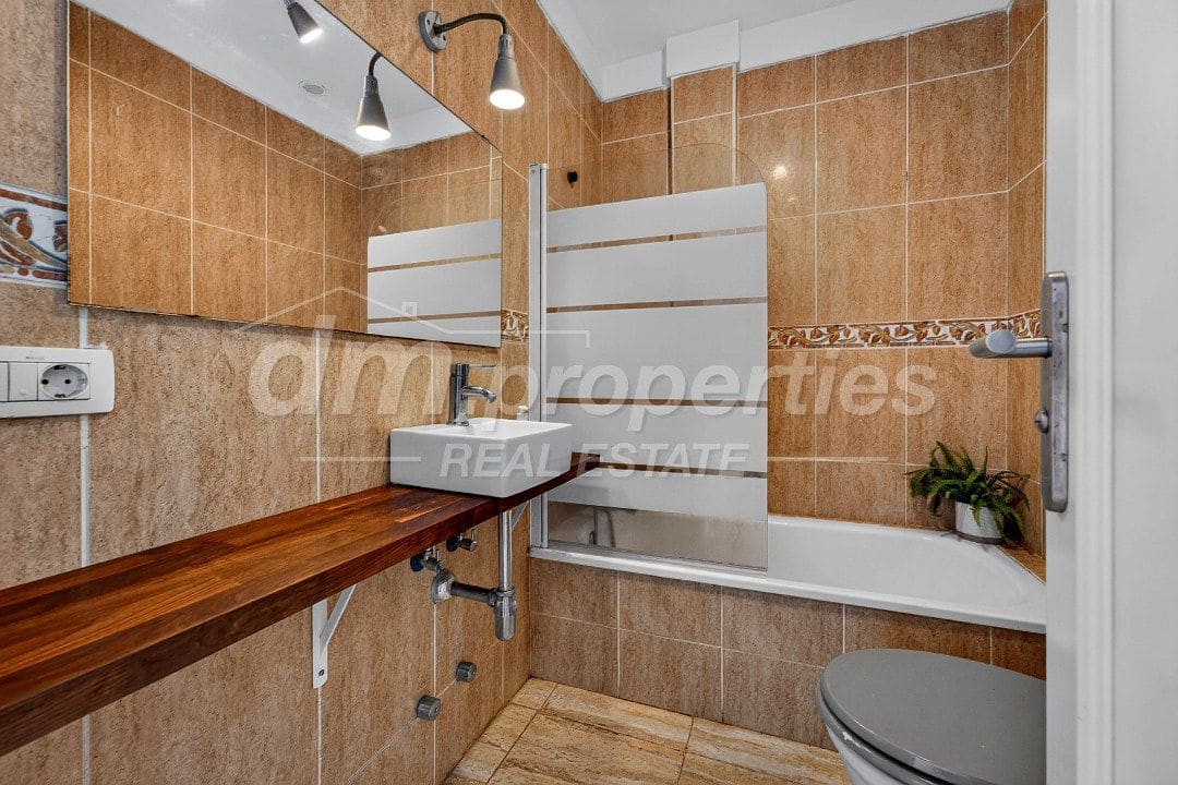 3 sovrum Radhus till salu i El Medano - 420 000 € (Ref: 9986522)