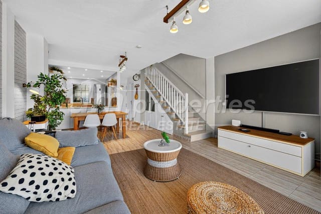 3 soverom Rekkehus til salgs i El Medano, Granadilla de Abona - € 420 000 (Ref: 9986522)