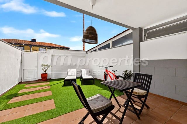 3 soverom Rekkehus til salgs i El Medano, Granadilla de Abona - € 420 000 (Ref: 9986522)