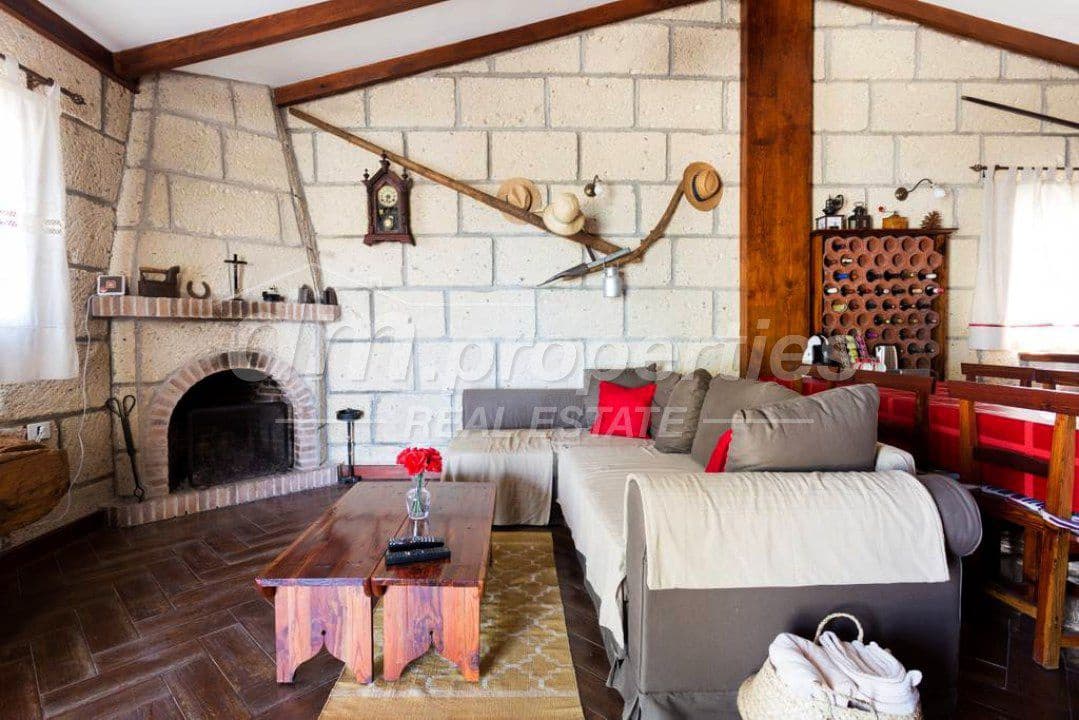 2 sovrum Hus till salu i Cruz de Tea - 385 000 € (Ref: 9986523)