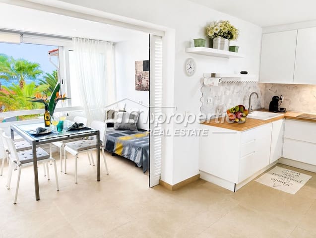 1 soveværelse Lejlighed til salg i Costa del Silencio, Arona - € 299.000 (Ref: 9990369)