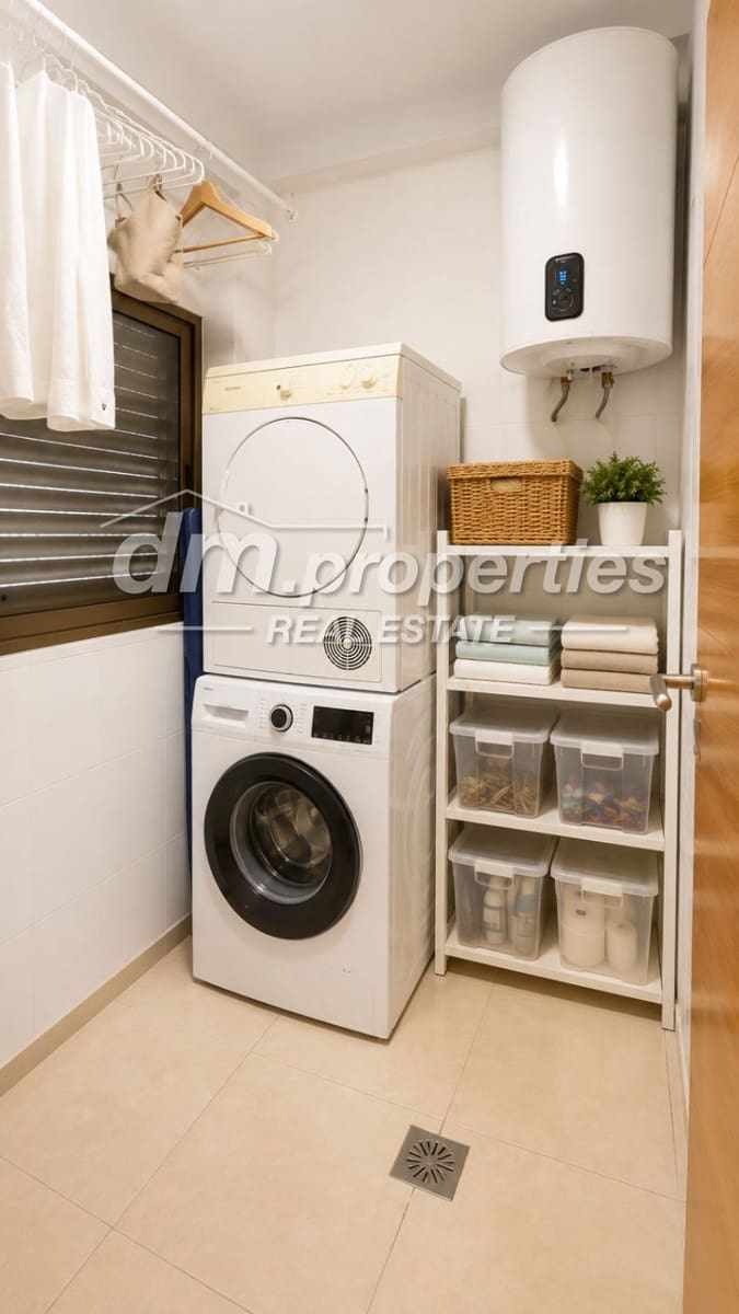 4 sovrum Radhus till salu i Maria Jimenez med garage - 650 000 € (Ref: 9996757)