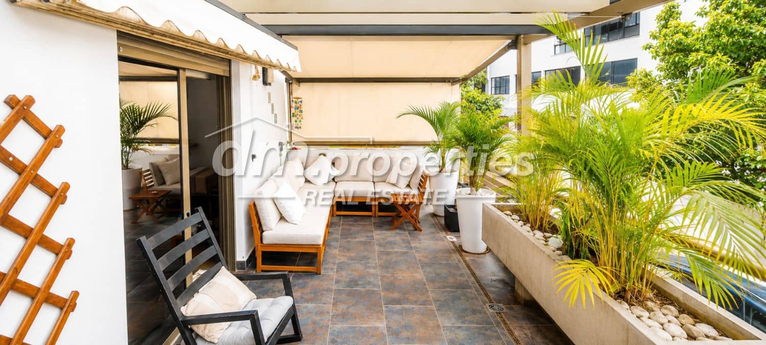 4 sovrum Radhus till salu i Maria Jimenez med garage - 650 000 € (Ref: 9996757)