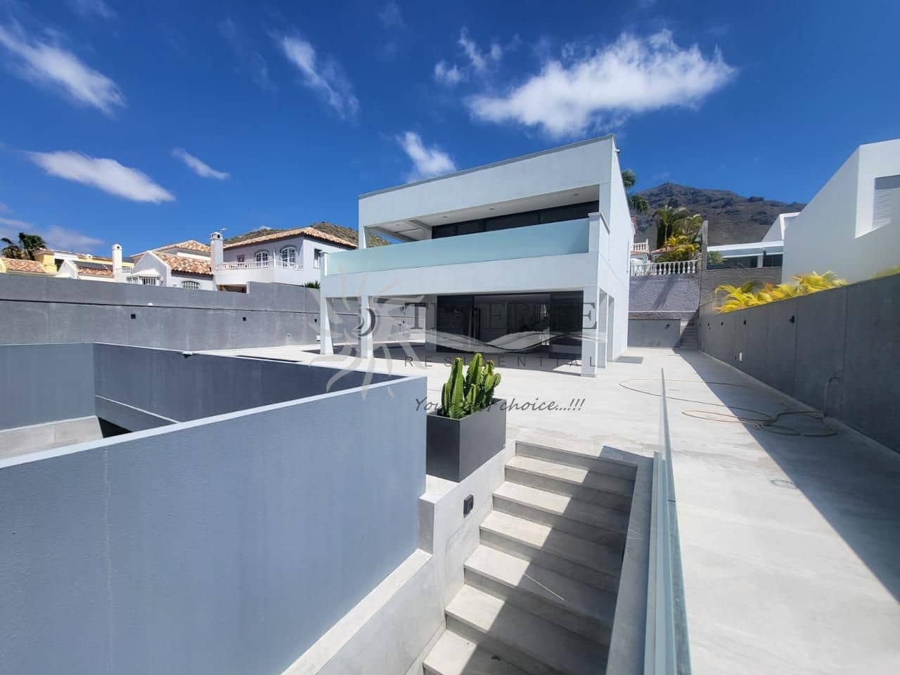 4 camera da letto Villa in vendita in Adeje con piscina garage - 1.800.000 € (Rif: 9459367)