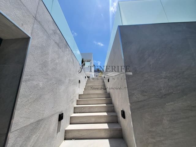 4 camera da letto Villa in vendita in Playa de Fañabé Alto, Adeje con piscina garage - 1.800.000 € (Rif: 9459367)