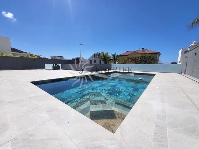 4 camera da letto Villa in vendita in Playa de Fañabé Alto, Adeje con piscina garage - 1.800.000 € (Rif: 9459367)