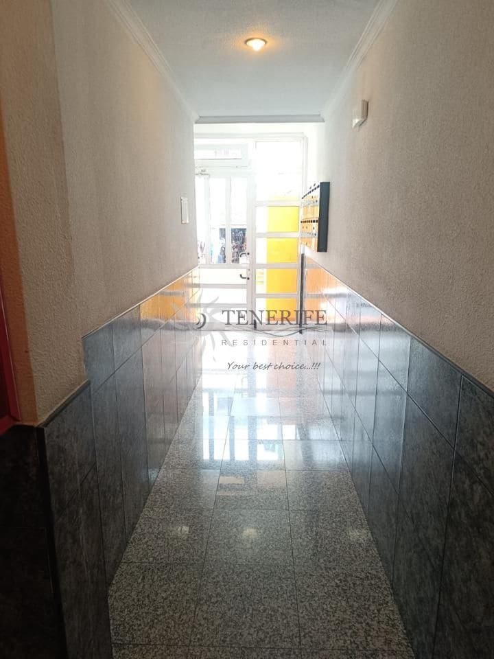 2 bedroom Flat for sale in Adeje with garage - € 260,000 (Ref: 9459368)